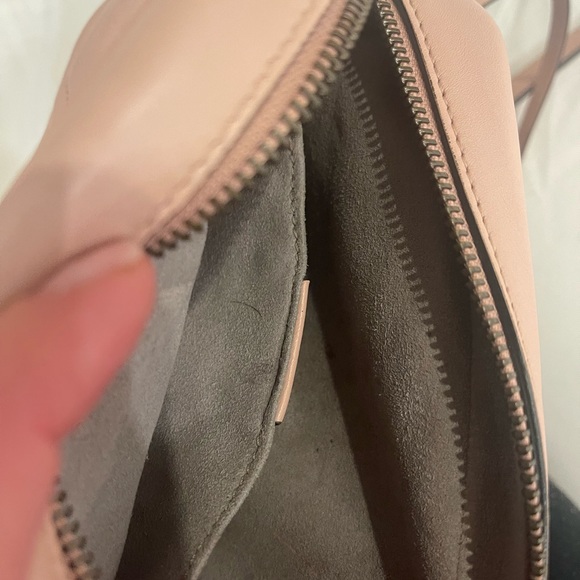 RARE light pink mini Gucci marmont matelasse with gorgeous gold hardware - Picture 6 of 11